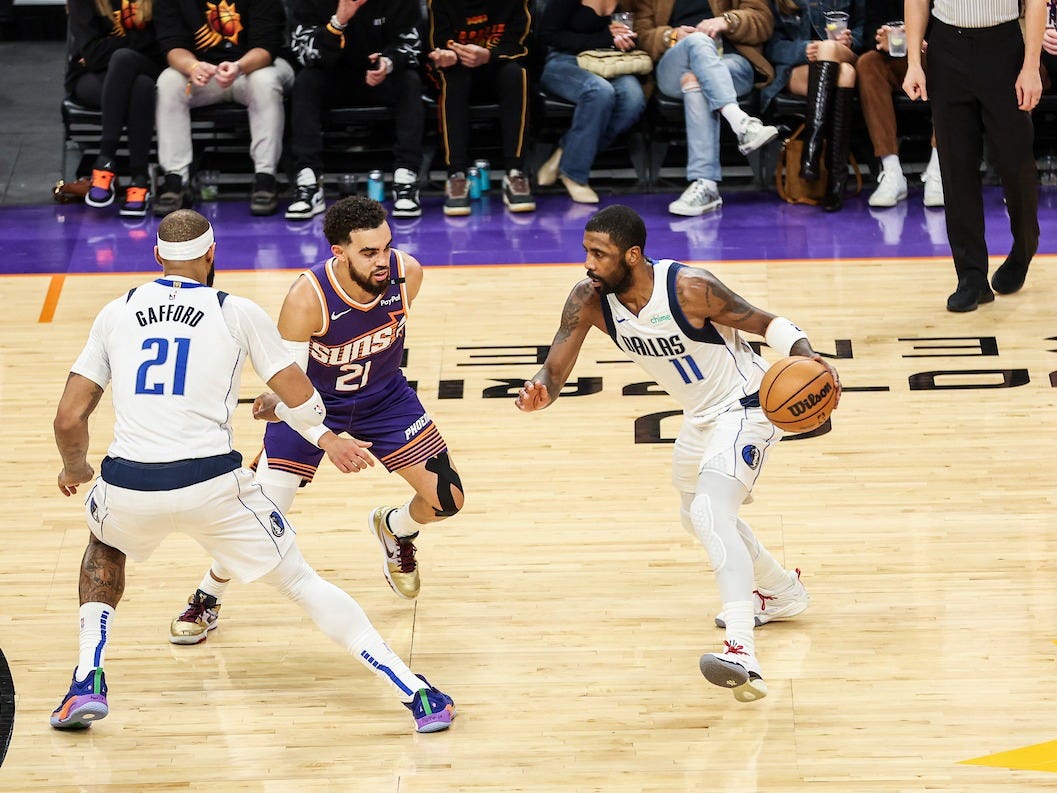Kyrie Irving, Dallas Mavericks, NBA, Phoenix Suns