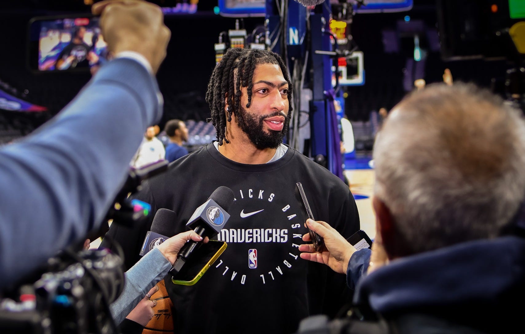 Anthony Davis, Dallas Mavericks, NBa