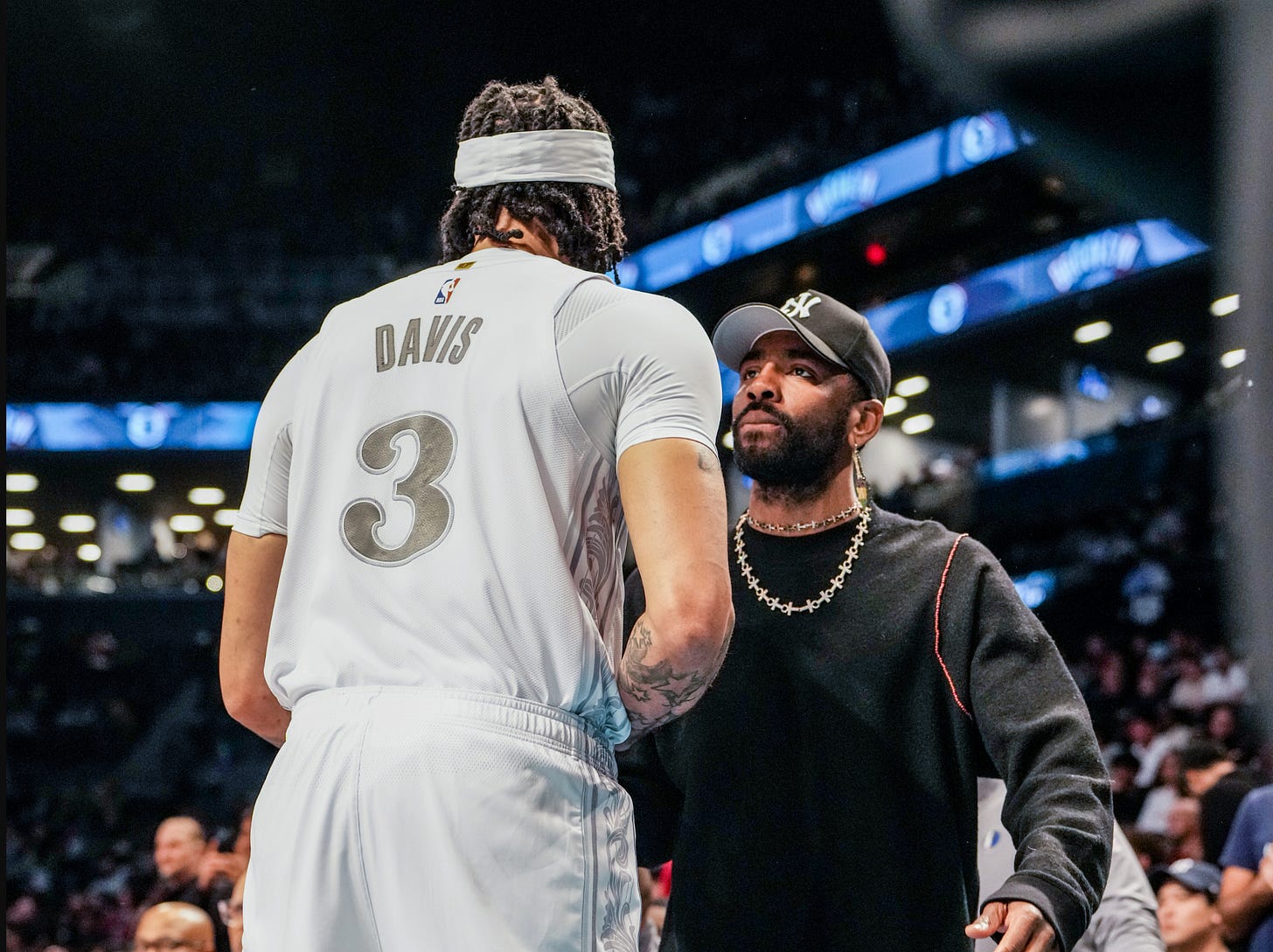 Kyrie Irving, Anthony Davis, Dallas Mavericks, NBA