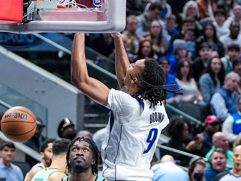 Moses Brown, Dallas Mavericks, NBA