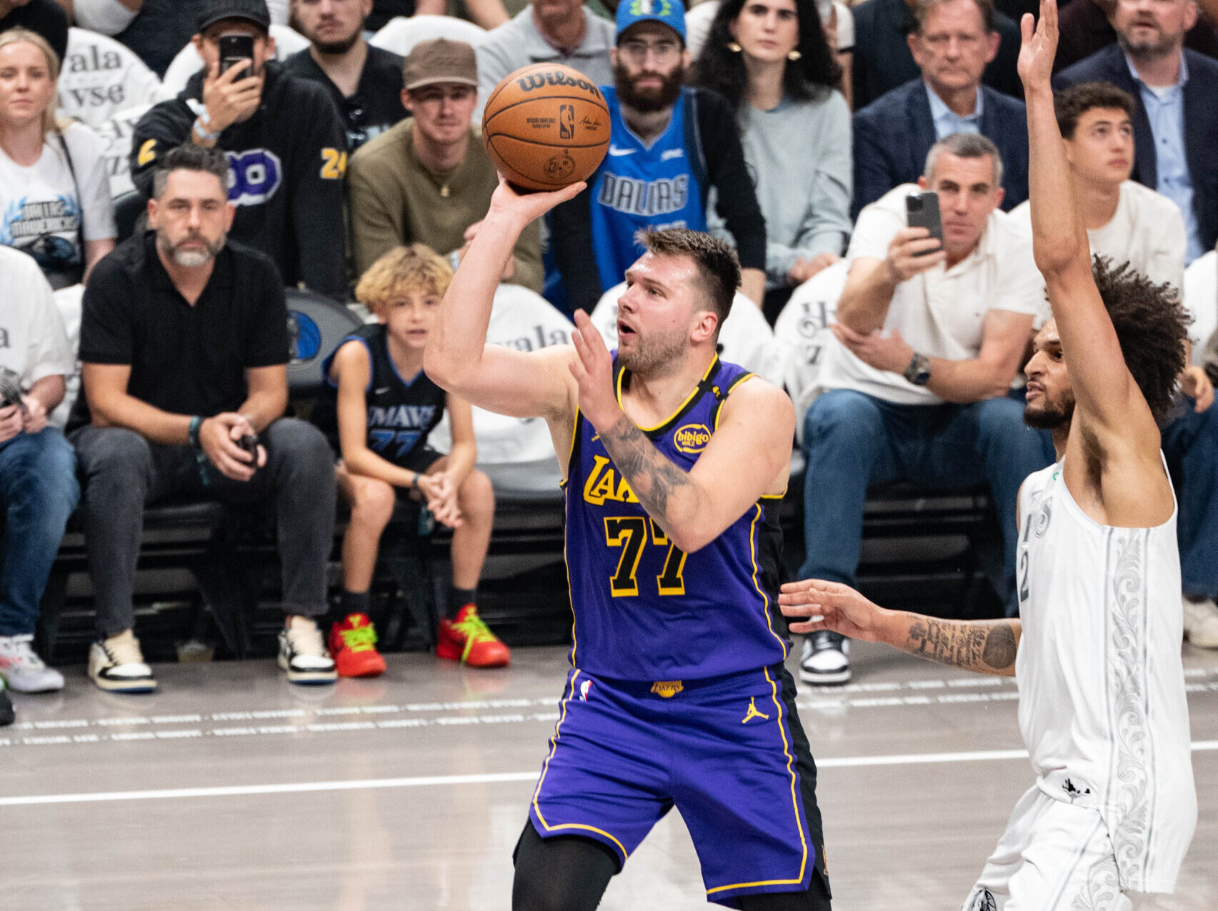 Luka Doncic. Los Angeles Lakers, NBA