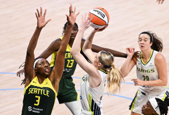 Paige Bueckers, Dallas Wings, WNBA, Seattle Storm