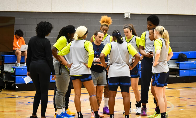 Paige Bueckers, Arike Ogunbowale, Dallas Wings, WNBA