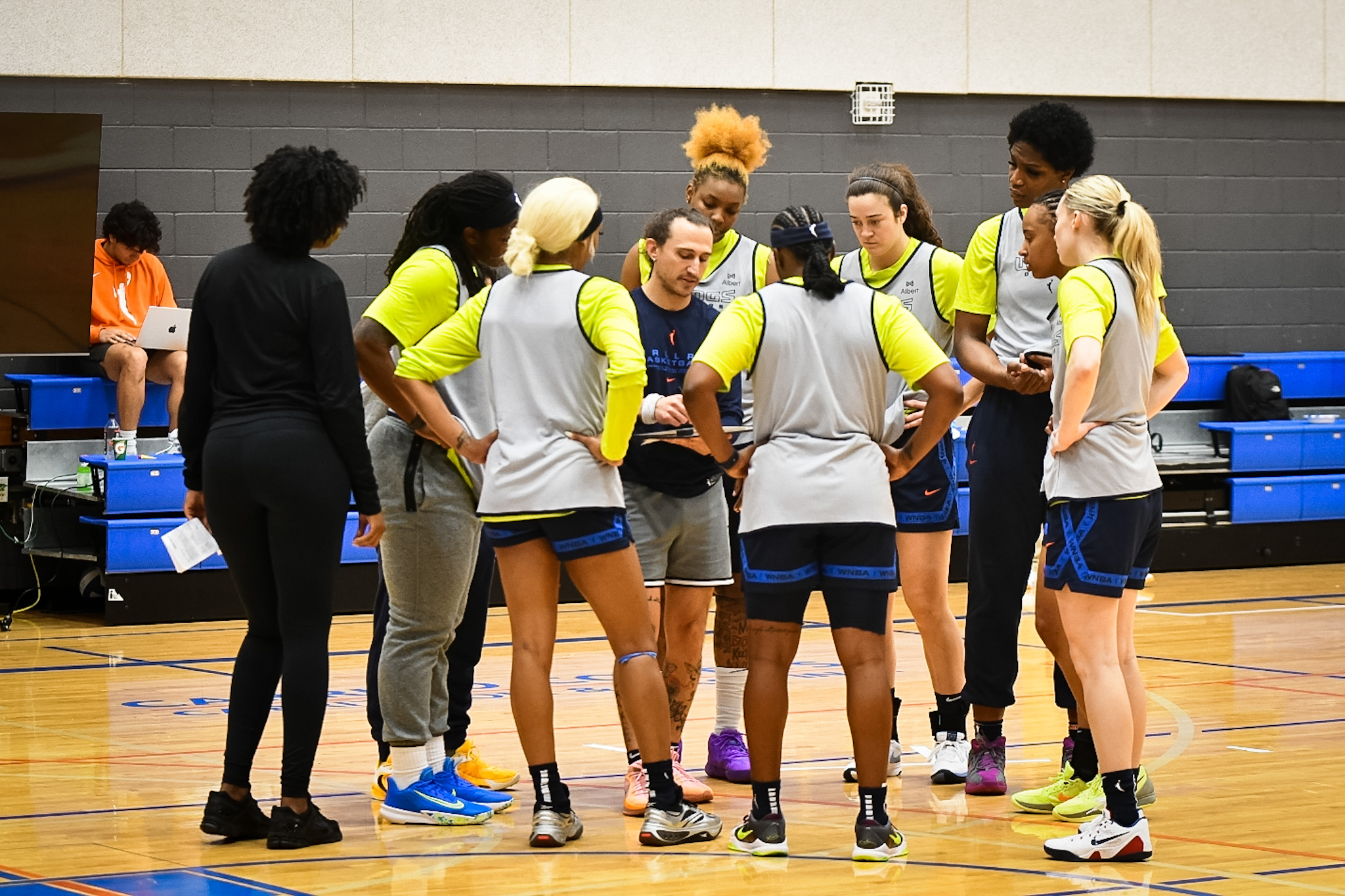 Paige Bueckers, Arike Ogunbowale, Dallas Wings, WNBA