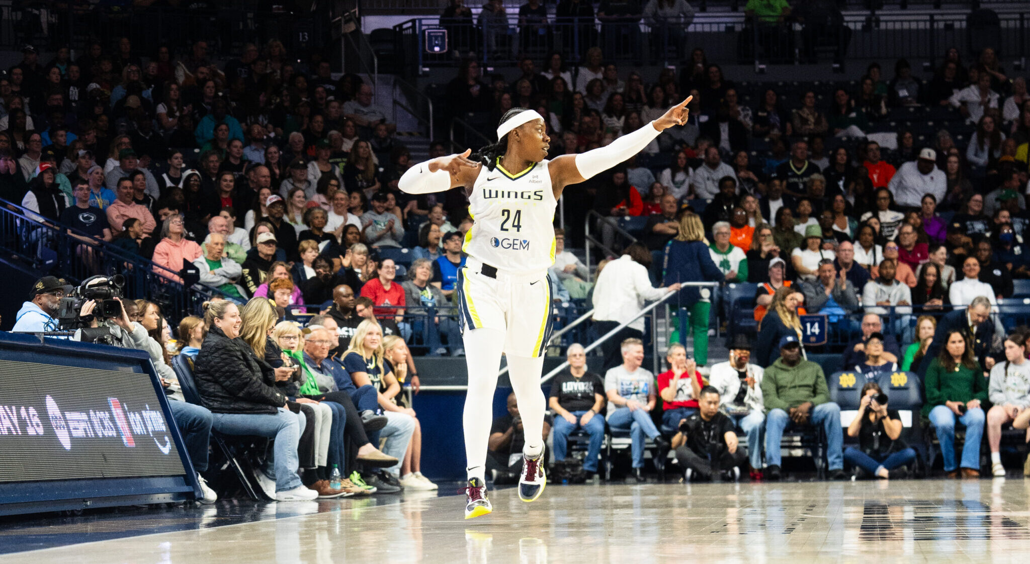 Arike Ogunbowale, Dallas Wings, WNBA