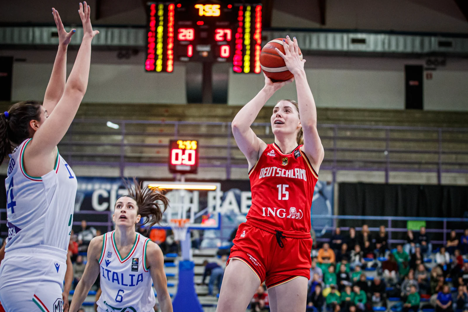Luisa Geisesölder, Dallas Wings, WNBA, Germany