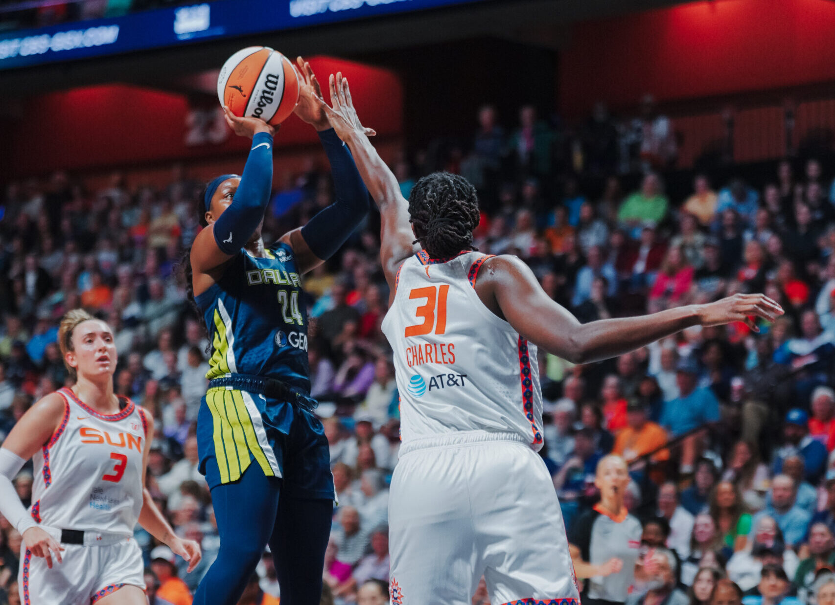 Arike Ogunbowale, Dallas Wings, WNBA