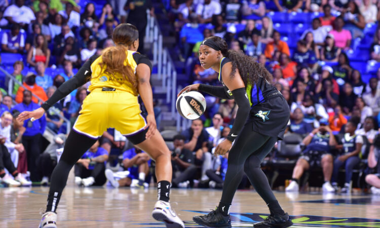 Arike Ogunbowale, Dallas Wings, WNBA, Los Angeles Sparks