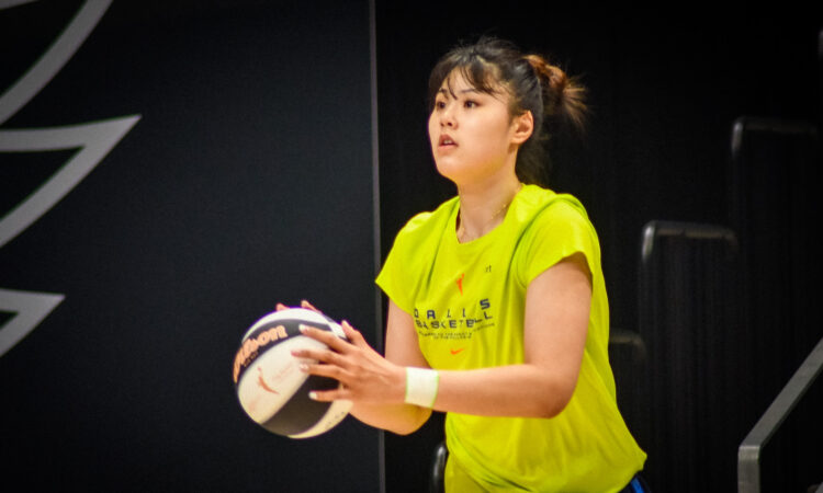 Li Yeuru, Dallas Wings, WNBA