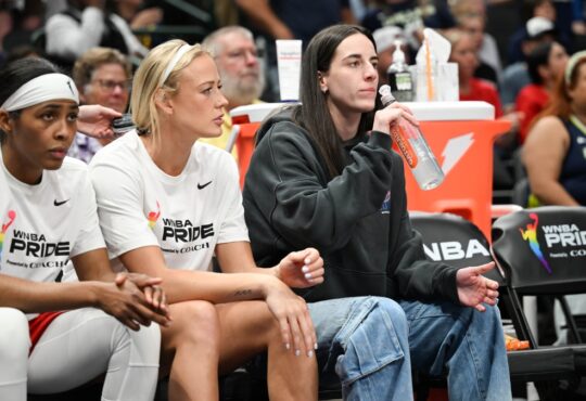 Caitlin Clark, Indiana Fever, WNBA, Sophie Cunningham