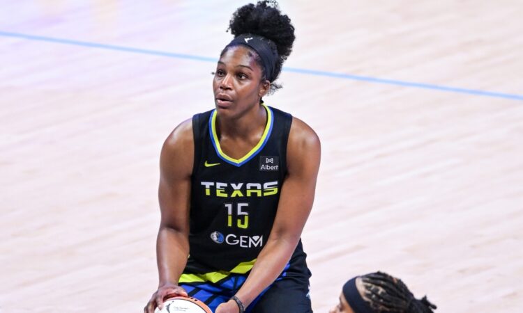 Teaira McCowan, Dallas Wings, WNBA
