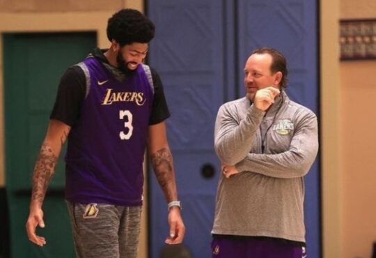 Mike Penberthy, Los Angeles Lakers, NBA