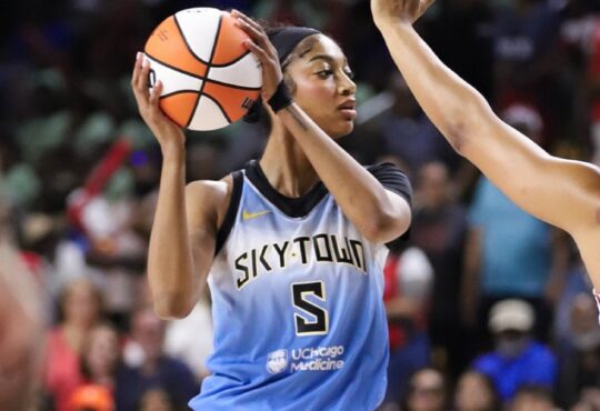 Angel Reese, Chicago Sky, WNBA, Dallas Wings