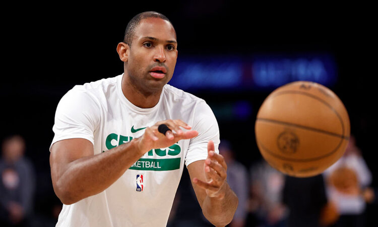 Al Horford Expected to Sign With Golden State Warriors or Retire From NBA