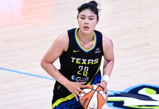 Li Yueru, Dallas Wings, WNBA