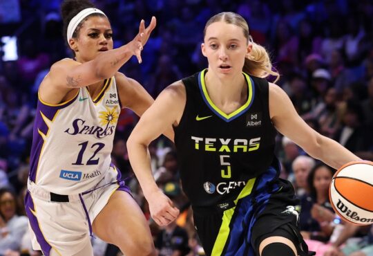 Paige Bueckers, Dallas Wings, Los Angeles Sparks, WNBa