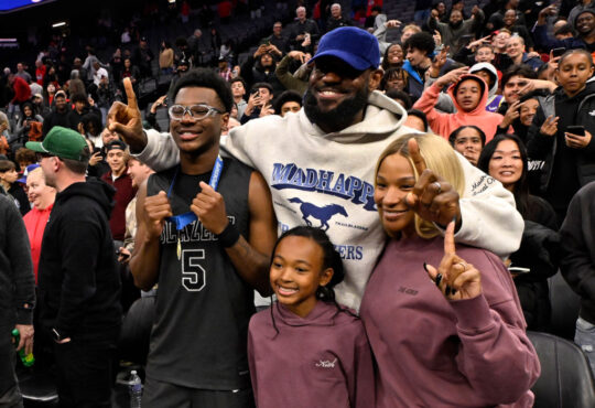 LeBron James, Los Angeles Lakers, Bryce James, NBA