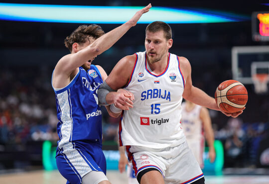 NBA Coaches, Scouts, Executives Expect Denver Nuggets' Nikola Jokić To Win 2025-26 MVP Award