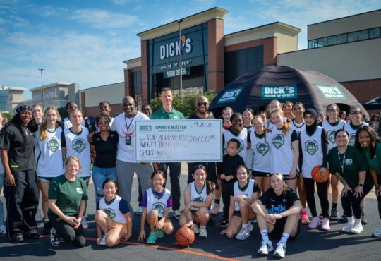 Paige Bueckers, Arike Ogunbowale, Dallas Wings, WNBA