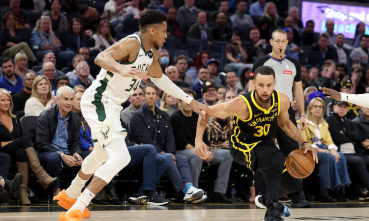 3-Team Blockbuster NBA Trade Idea Sends Giannis Antetokounmpo From Milwaukee Bucks To Golden State Warriors