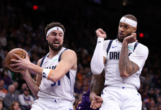 NBA Trade Idea Sends Anfernee Simons To Mavericks, Daniel Gafford To Celtics, Klay Thompson To Nets