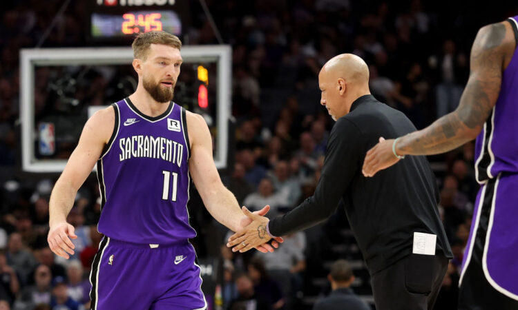 Domantas Sabonis Kings Bulls Wizards NBA Suns