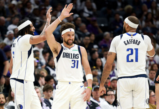 Dallas Mavericks To Trade Anthony Davis, Klay Thompson, D'Angelo Russell, Daniel Gafford, NBA
