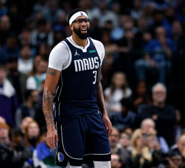 NBA Anthony Davis Mavericks Pistons Hawks Raptors