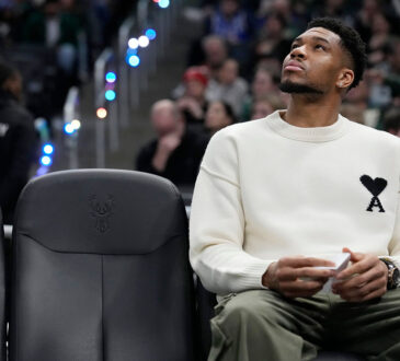 Giannis Antetokounmpo Milwaukee Bucks NBA