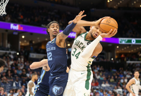 Ja Morant, Memphis Grizzlies, NBA, Milwaukee Bucks