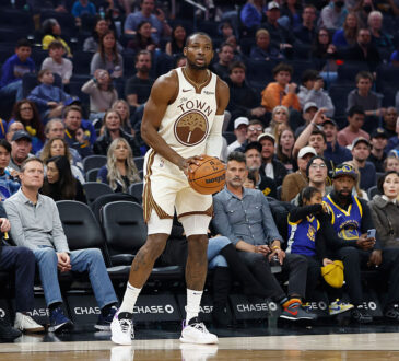 Dallas Mavericks, Sacramento Kings, Chicago Bulls, Washington Wizards Interested In Trading For Golden State Warriors' Jonathan Kuminga NBA