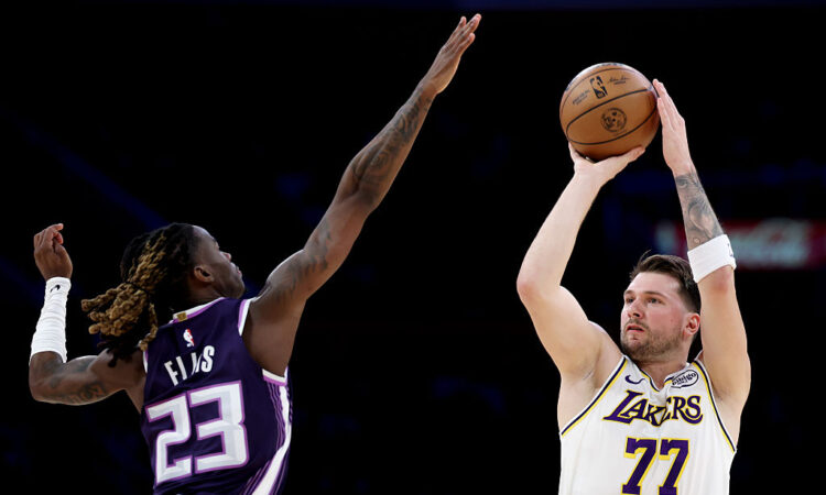 Los Angeles Lakers Trade Proposal Lands Keon Ellis From Sacramento Kings NBA