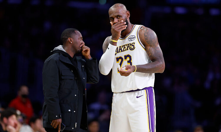 Agent Rich Paul talks to NBA star LeBron James of the Los Angeles Lakers
