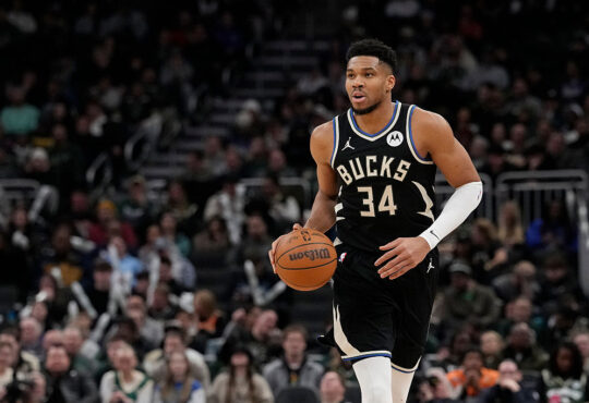 Sources: Milwaukee Bucks' Giannis Antetokounmpo Prefers To Be Traded To Miami Heat, New York Knicks, Toronto Raptors NBA