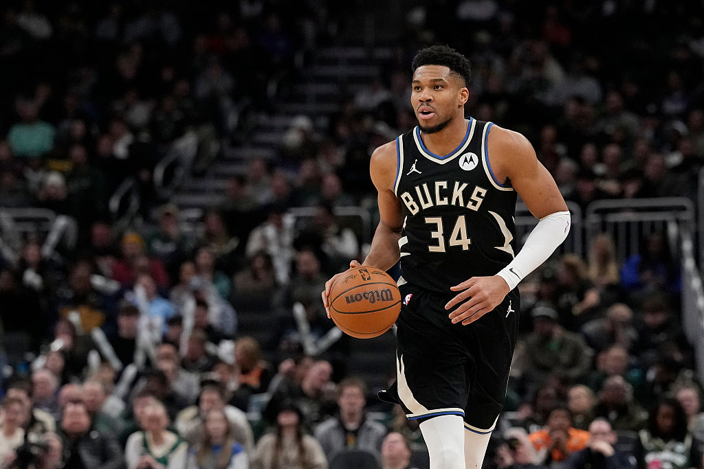 Bucks' Giannis Antetokounmpo Expects To Miss Next 4-6 Weeks NBA