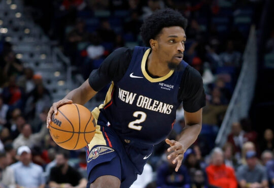 NBA: Herbert Jones drives to the basket for the New Orleans Pelicans against the Portland Trail Blazers at Smoothie King Center