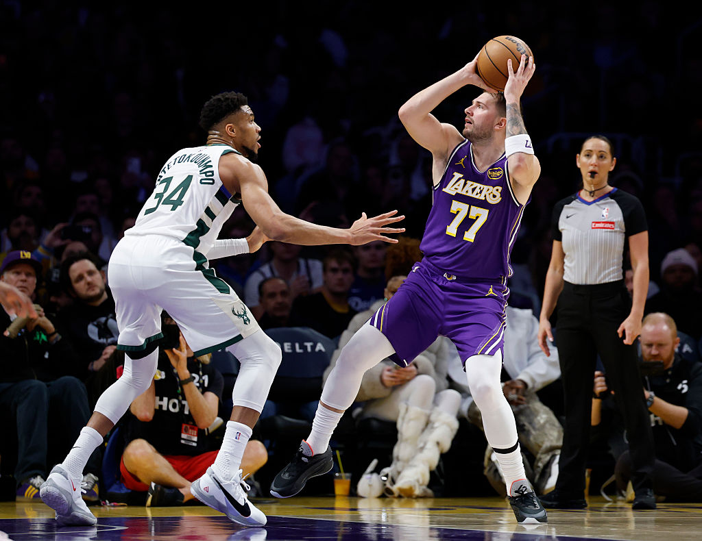 NBA Los Angeles Lakers 'Viable Threat' To Trade For Milwaukee Bucks' Giannis Antetokounmpo This Offseason