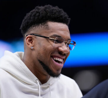 Milwaukee Bucks Tell Teams They Won't Trade Giannis Antetokounmpo NBA