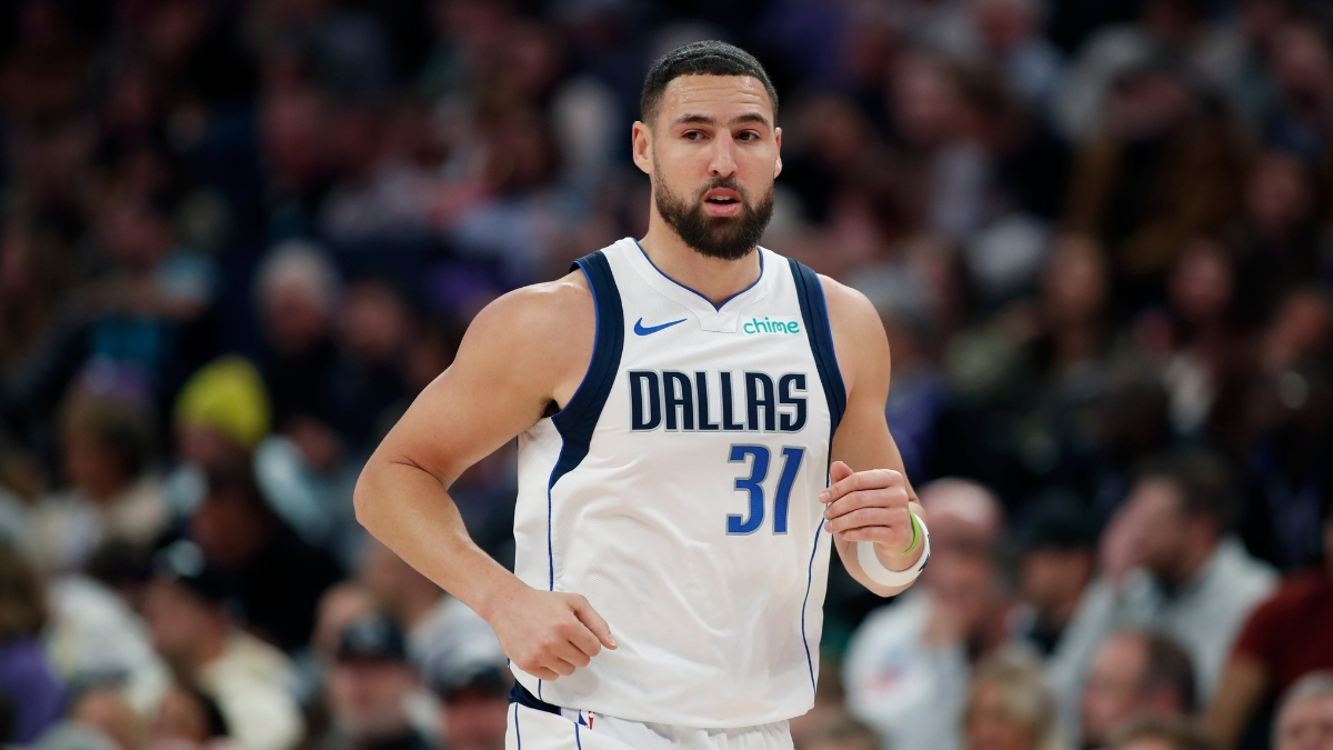 NBA: Klay Thompson runs up the court for the Dallas Mavericks during the first half against the Utah Jazz at the Delta Center