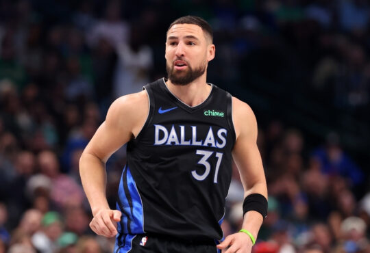 NBA: Klay Thompson watches his shot during the second quarter at American Airlines Center against the Boston Celtics