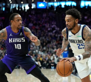 NBA: P.J. Washington drives toward the basket at Golden 1 Center against the Sacramento Kings.