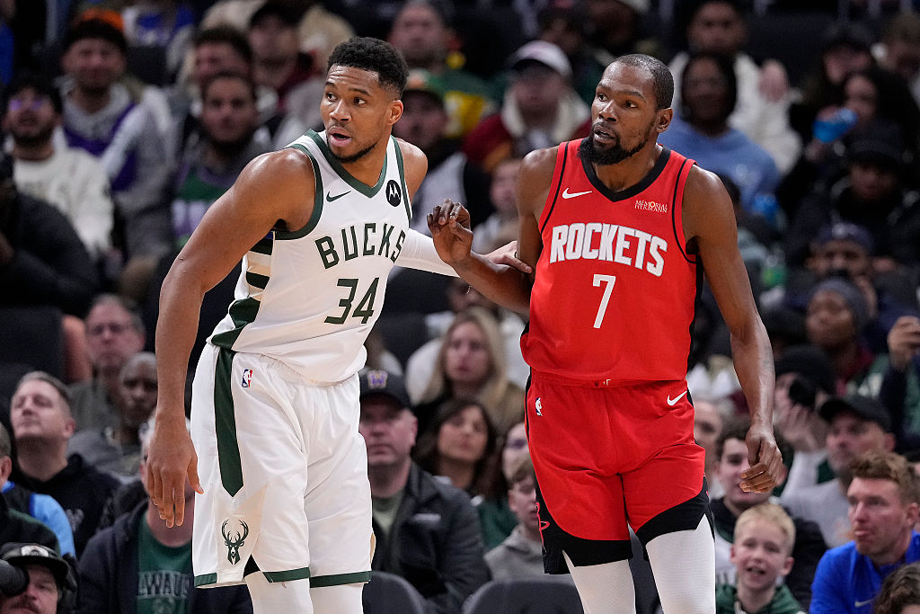 Milwaukee Bucks forward Giannis Antetokounmpo and Houston Rockets forward Kevin Durant