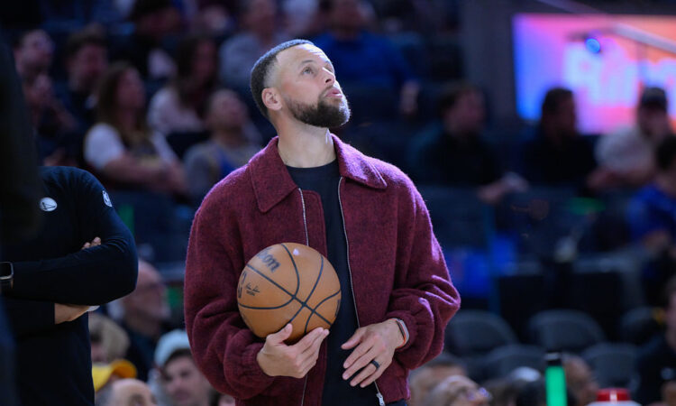 Golden State Warriors' Stephen Curry Doesn't Expect To Retire From NBA Anytime Soon