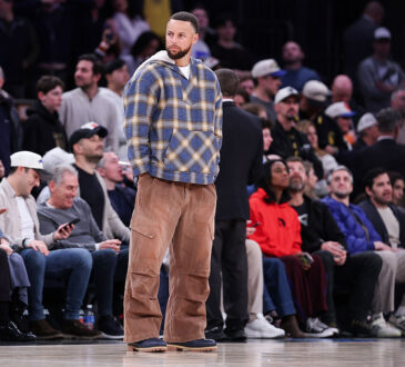 Golden State Warriors guard Stephen Curry