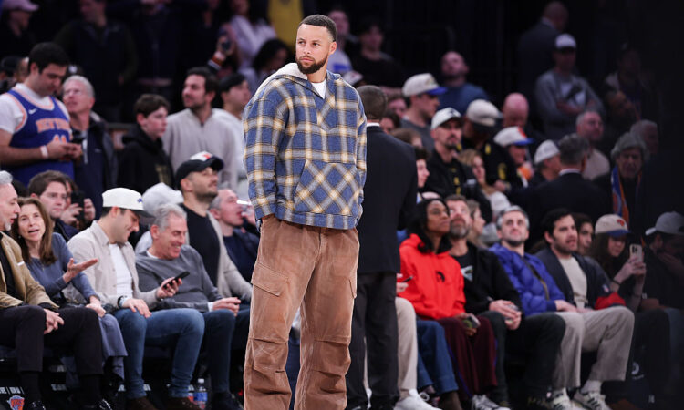 Golden State Warriors guard Stephen Curry