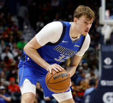 Cooper Flagg drives to the basket during the Dallas Mavericks’ game against the New Orleans Pelicans at Smoothie King Center on March 16, 2026.