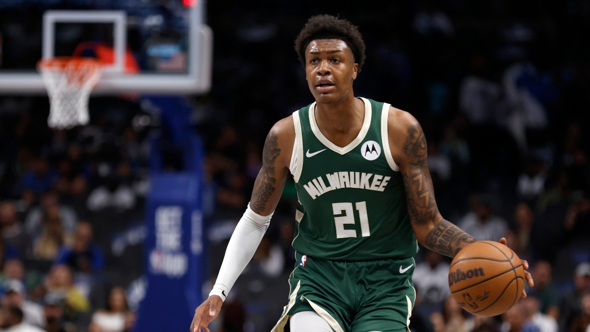 NBA: Tyler Smith handles the ball for the Milwaukee Bucks during a preseason game against the Dallas Mavericks at American Airlines Center.