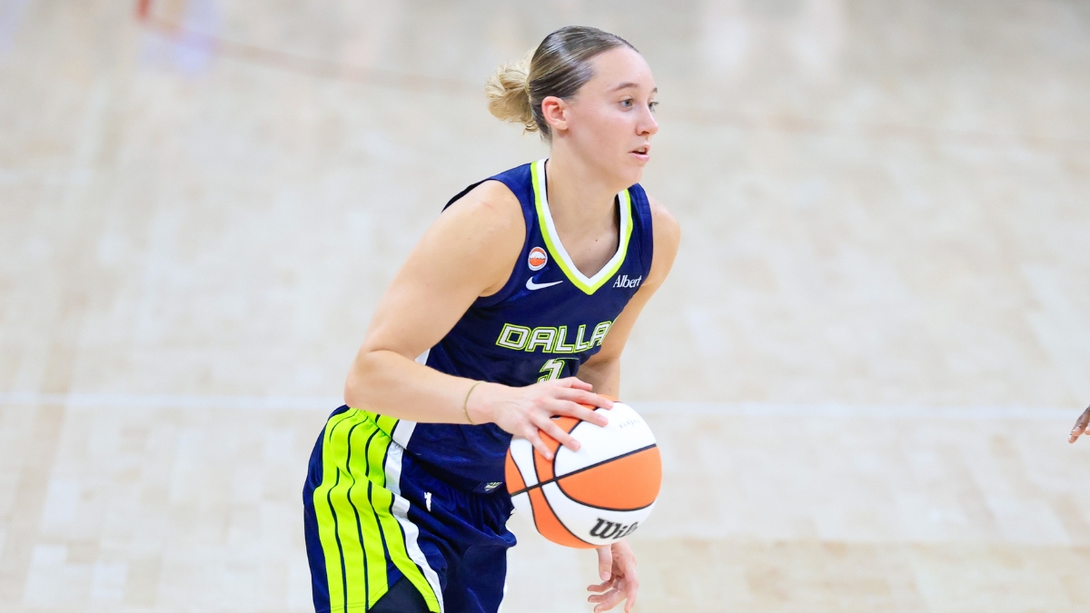 Paige Bueckers (5) of the Dallas Wings dribbles the ball up the court against the Las Vegas Aces.