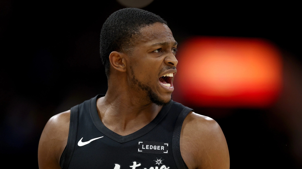 San Antonio Spurs guard De'Aaron Fox reacts during a 2025-26 game