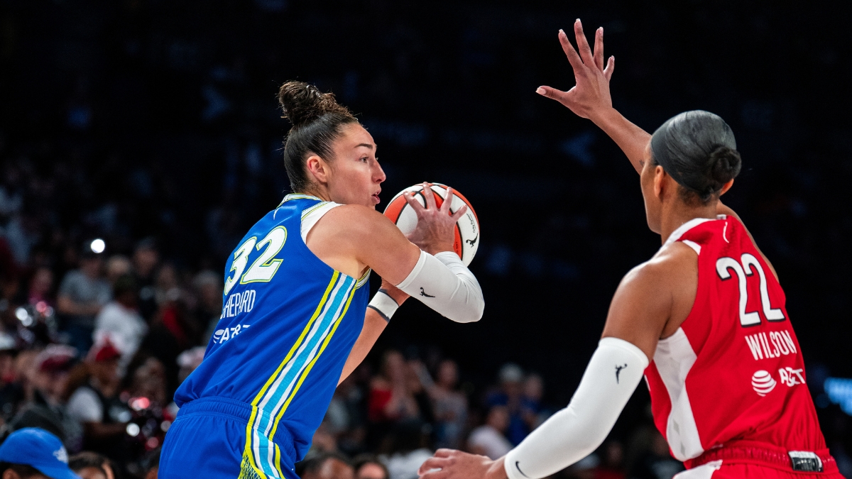 Jessica Shepard surveys the floor against A'ja Wilson during the Dallas Wings' game at the Las Vegas Aces on June 25, 2026.